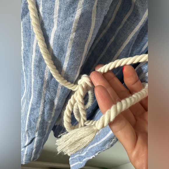 F21 | Nautical style dress with cord belt - Picture 6 of 9